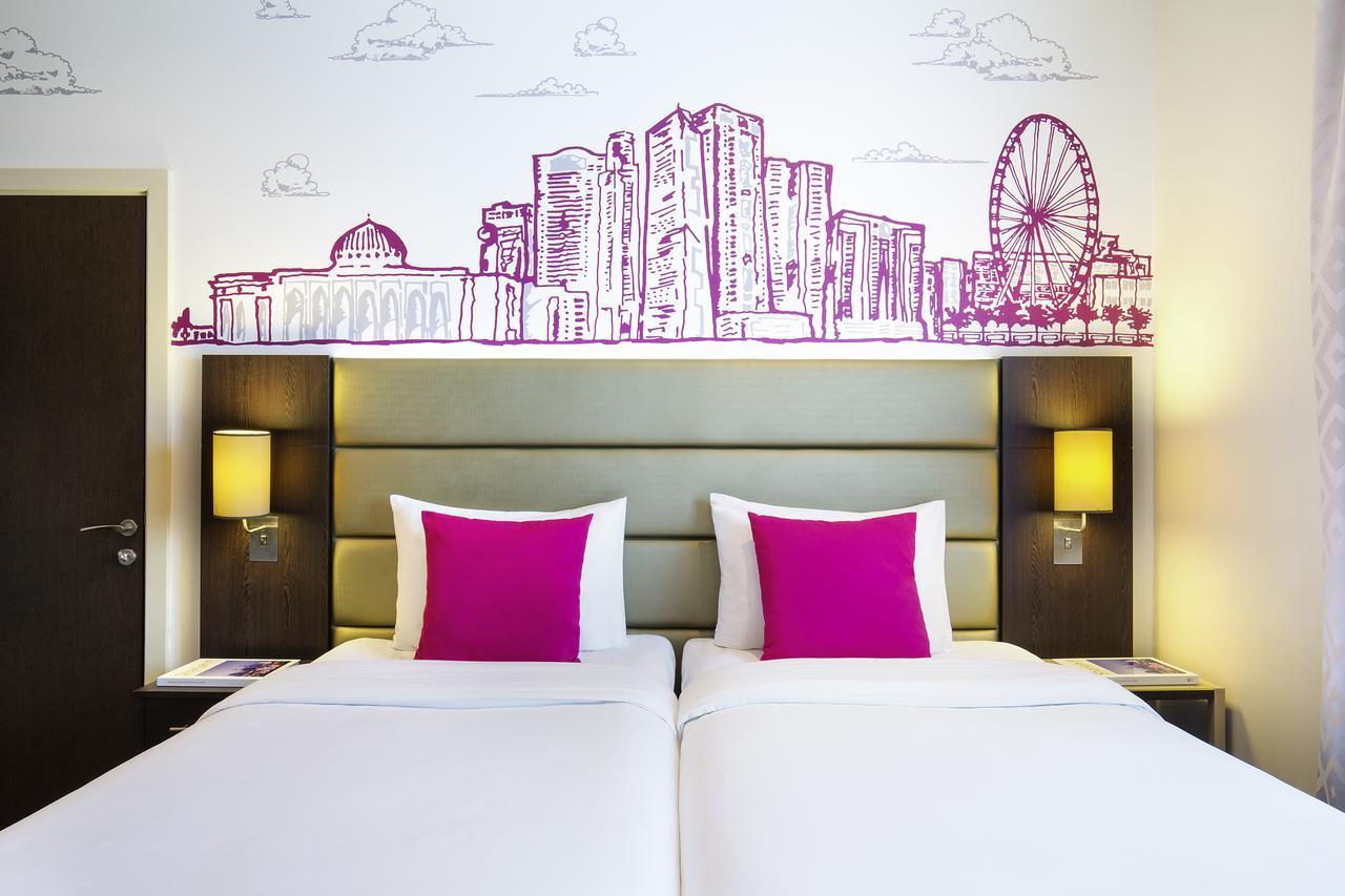 Ibis Styles Sharjah Hotell Exteriör bild