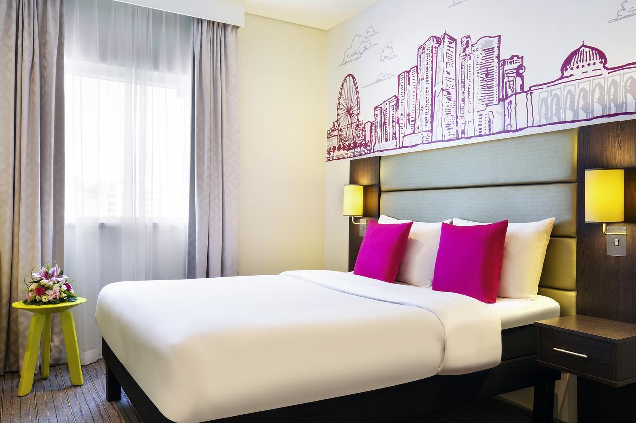 Ibis Styles Sharjah Hotell Exteriör bild