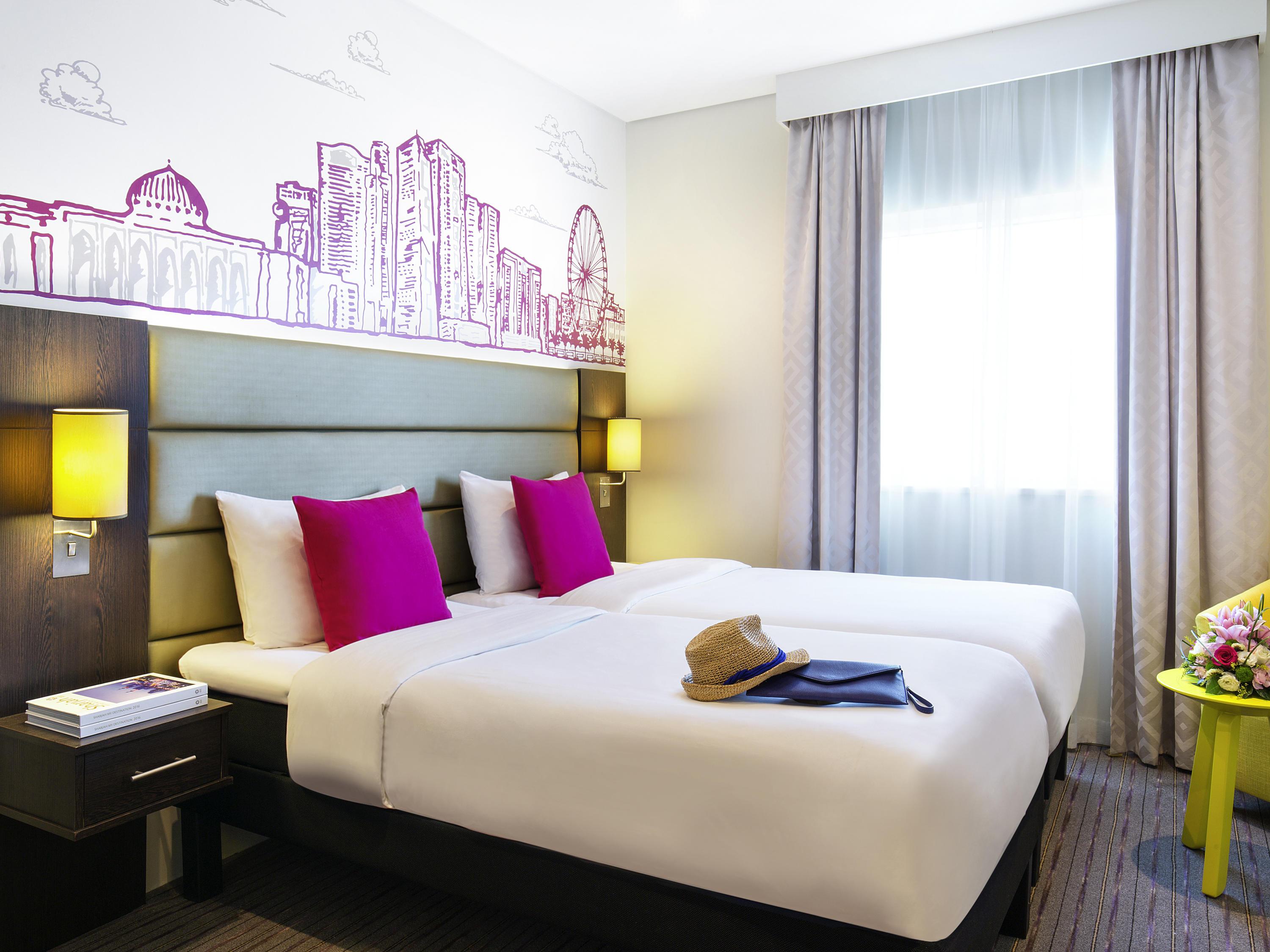 Ibis Styles Sharjah Hotell Exteriör bild