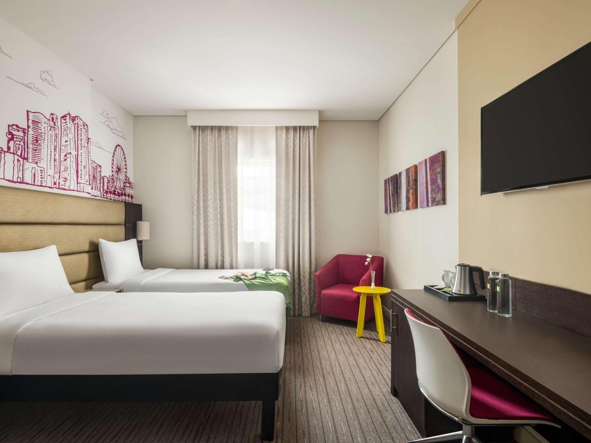 Ibis Styles Sharjah Hotell Exteriör bild