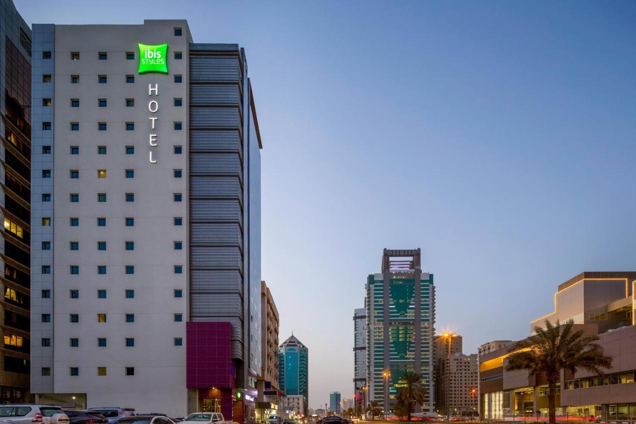 Ibis Styles Sharjah Hotell Exteriör bild