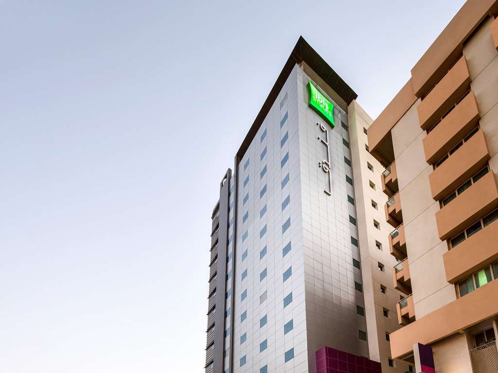 Ibis Styles Sharjah Hotell Exteriör bild
